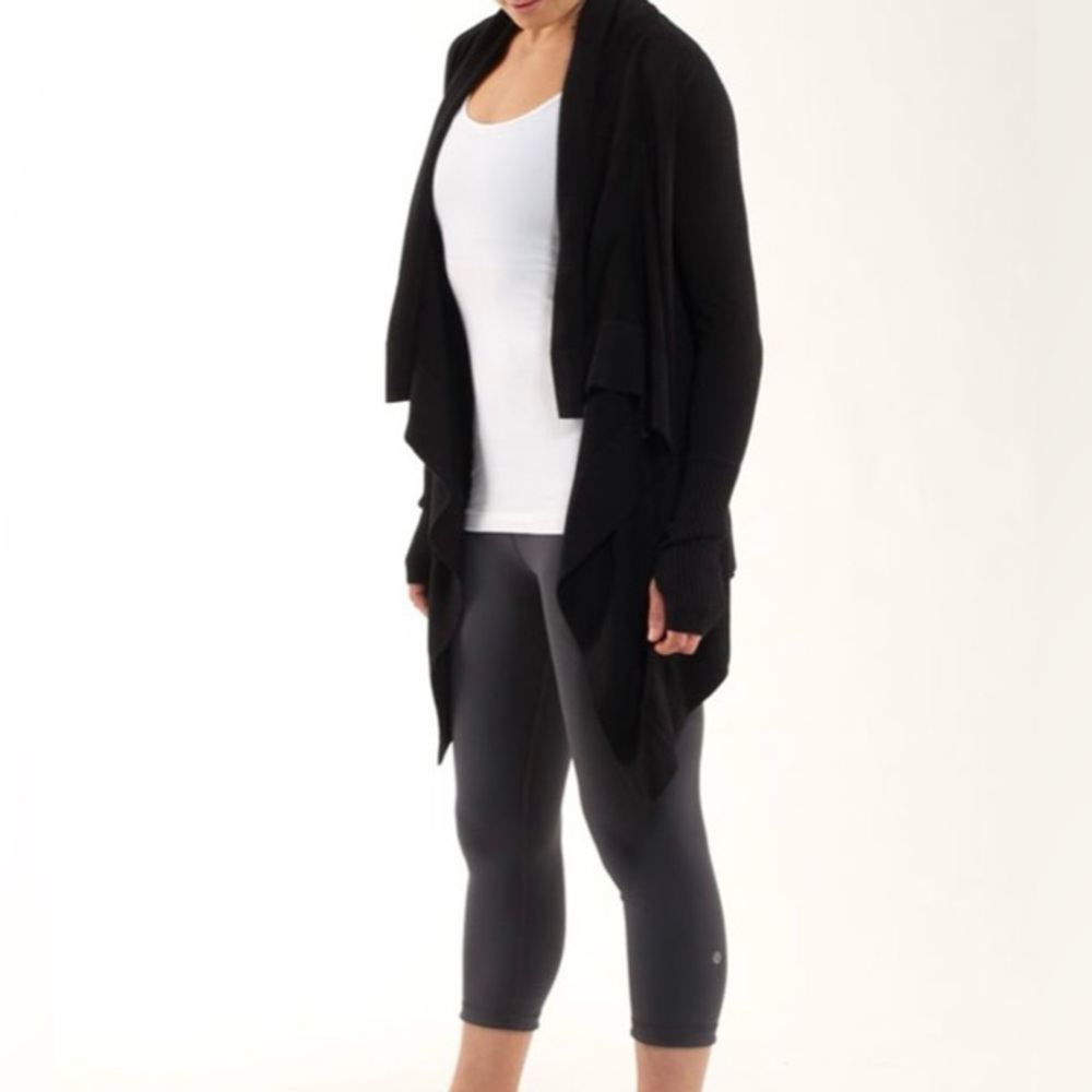 Lululemon black open cardigan XS. EUC. $128 retail